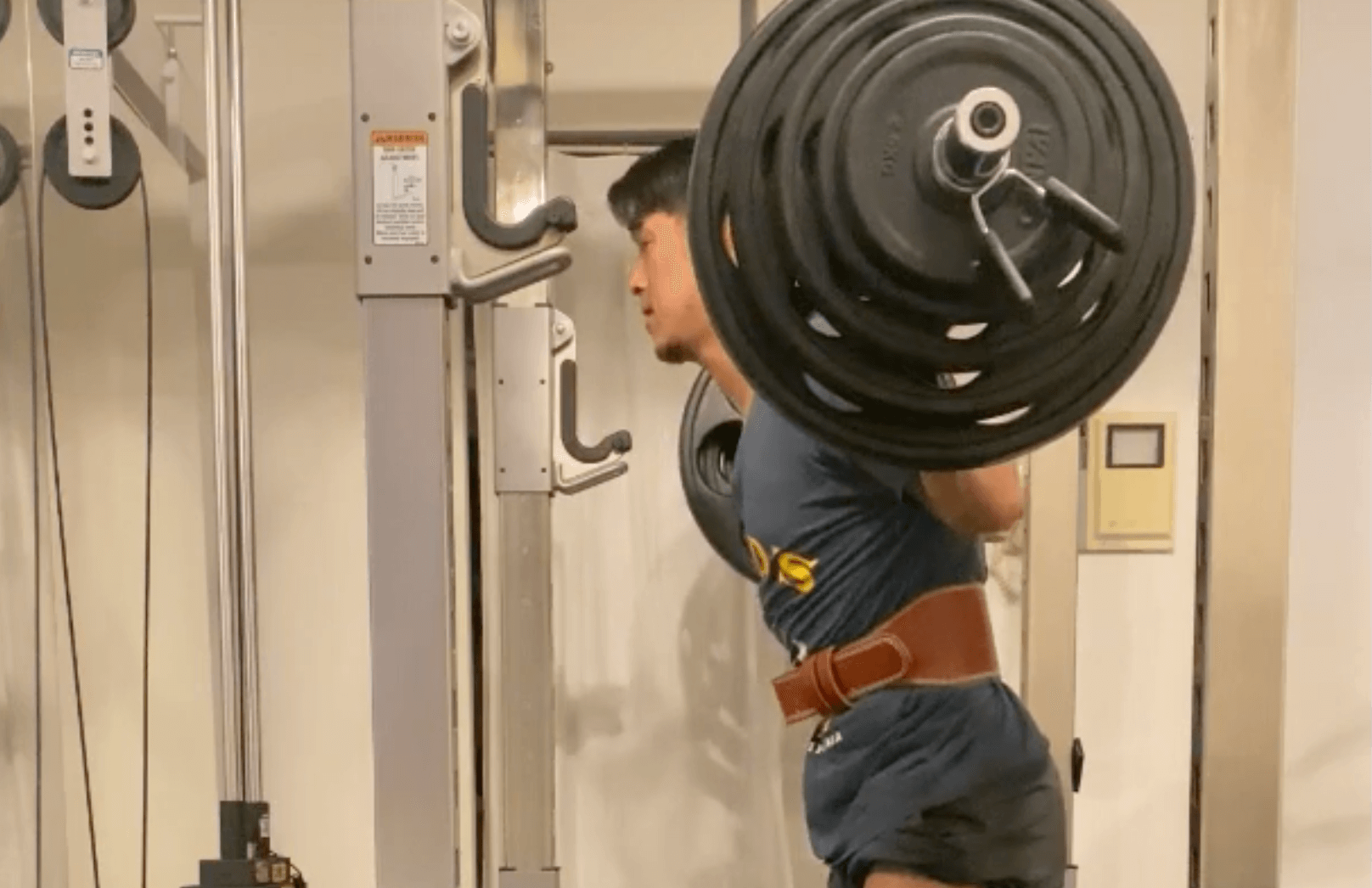 下田トレーナーの 脚トレ オススメ三種目 パーソナルトレーニングジム グローバルフィットネス